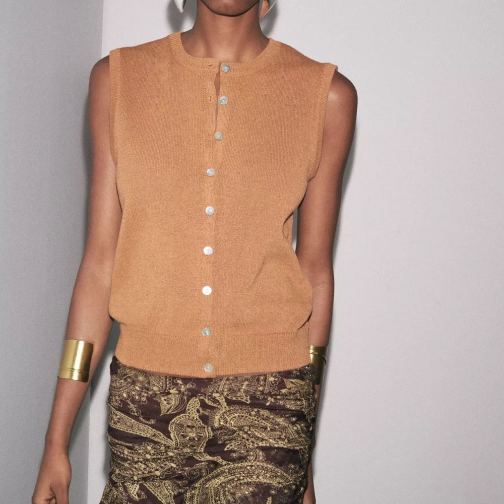 Zara‎ Tan Knit Button Up Sleeveless Top Size Small